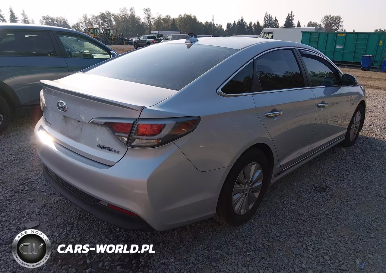 2017 Hyundai Sonata Hybrid Se VIN:KMHE24L34HA075430 - 4