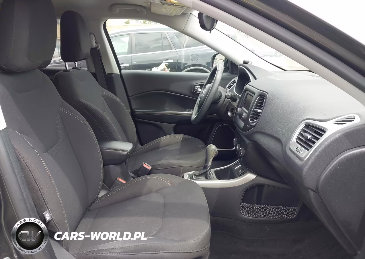 2018 Jeep Compass Sport Fwd VIN:3C4NJCAB6JT368188 - 5