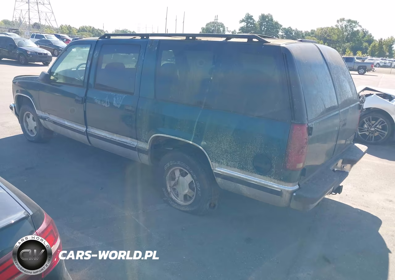 1997 Chevrolet Suburban 1500 VIN:1GNEC16R0VJ430838 - 3
