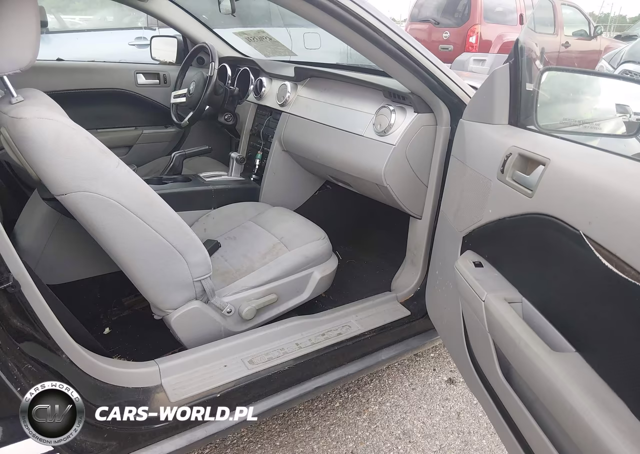 2006 Ford Mustang V6 VIN:1ZVFT80N965115071 - 5