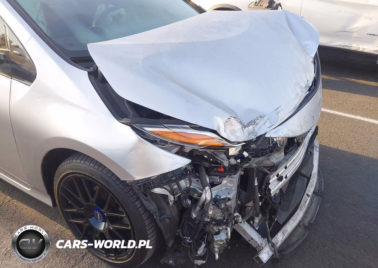 2019 Toyota Prius Prime Premium VIN:JTDKARFP9K3110075 - 13