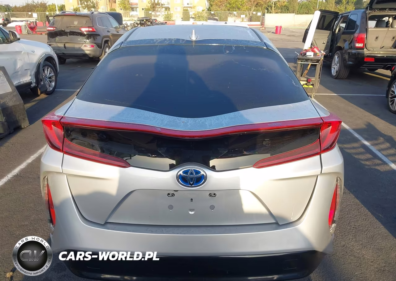 2019 Toyota Prius Prime Premium VIN:JTDKARFP9K3110075 - 19