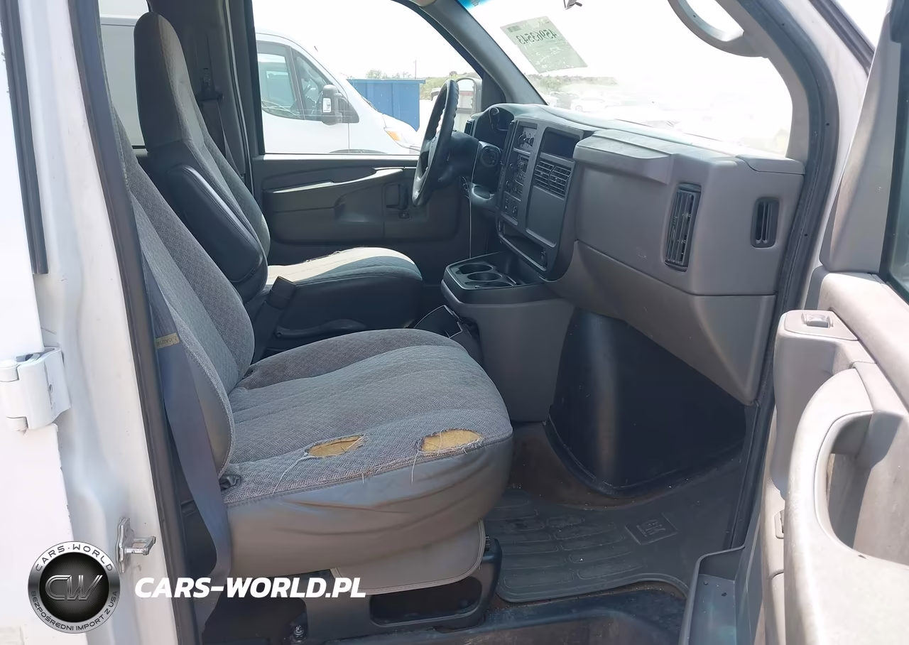 2006 Chevrolet Express Passenger Ls VIN:1GAHG39UX61173509 - 5