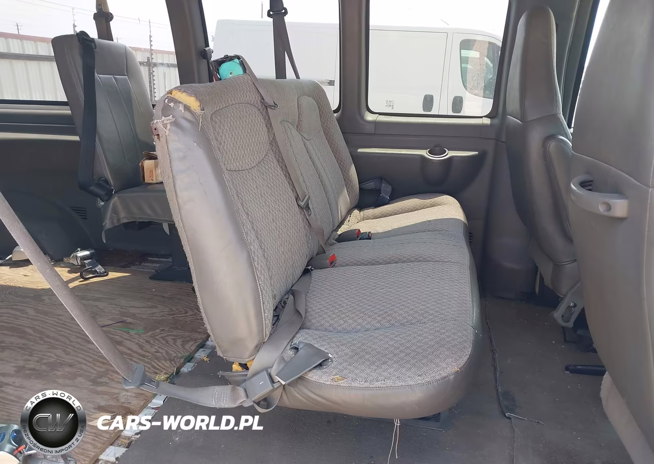 2006 Chevrolet Express Passenger Ls VIN:1GAHG39UX61173509 - 8