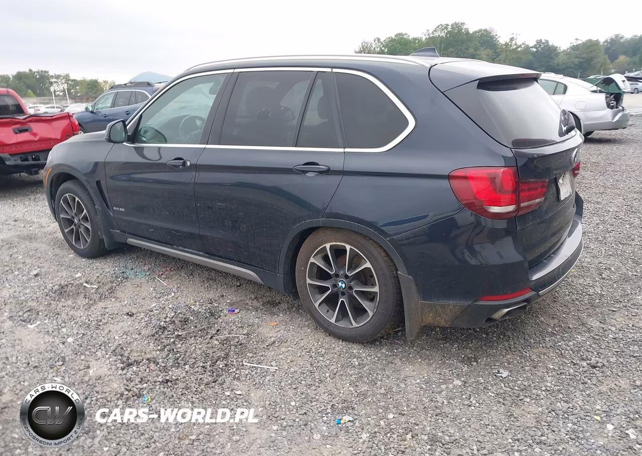 2018 BMW X5 xDrive35I VIN:5UXKR0C52J0X98135 - 3