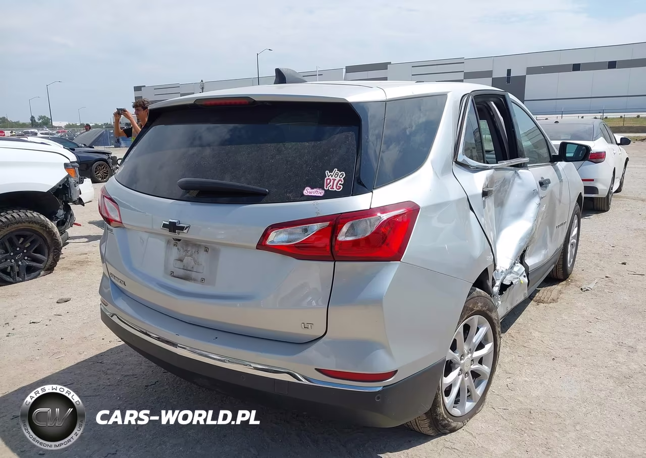 2019 Chevrolet Equinox Lt VIN:3GNAXKEVXKS592655 - 4