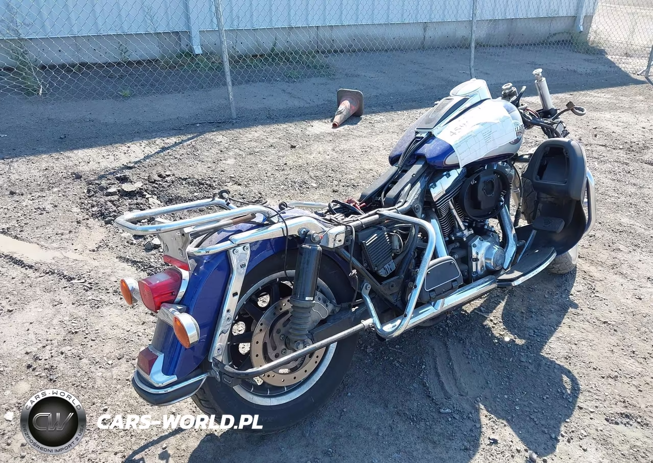 2006 Harley-Davidson Flhtcui VIN:1HD1FCW196Y643587 - 4