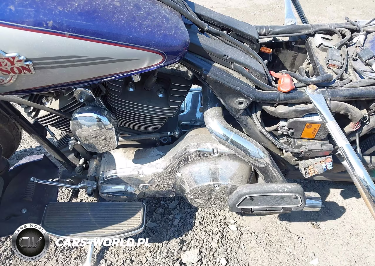 2006 Harley-Davidson Flhtcui VIN:1HD1FCW196Y643587 - 9