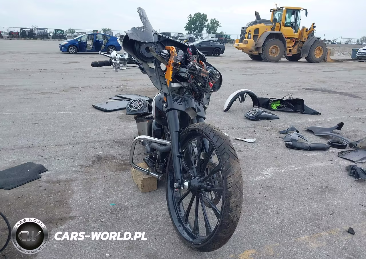 1999 Harley-Davidson Flhtcui – zdjęcie 1 z 14