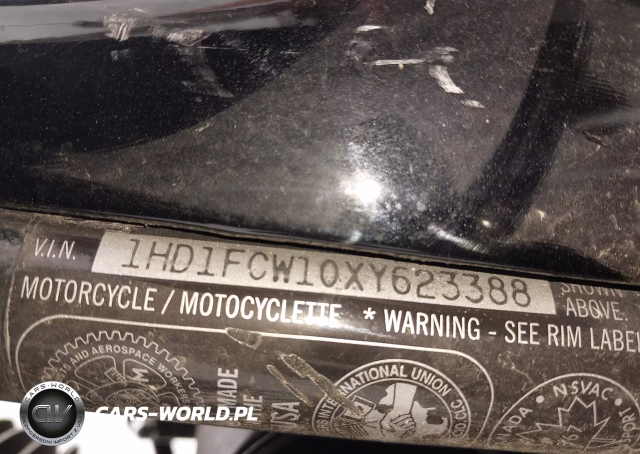 1999 Harley-Davidson Flhtcui VIN:1HD1FCW10XY623388 - 10