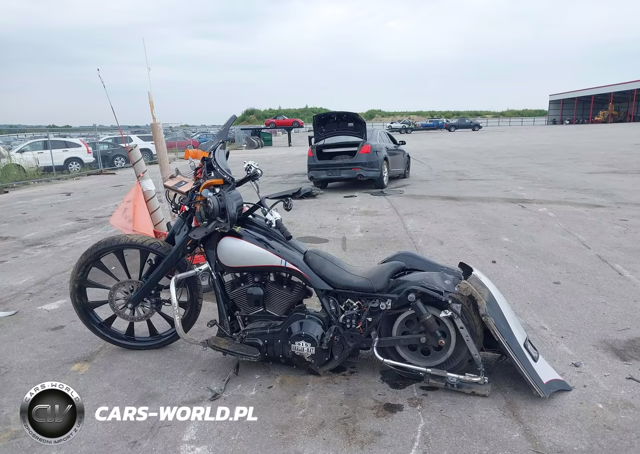 1999 Harley-Davidson Flhtcui VIN:1HD1FCW10XY623388 - 13