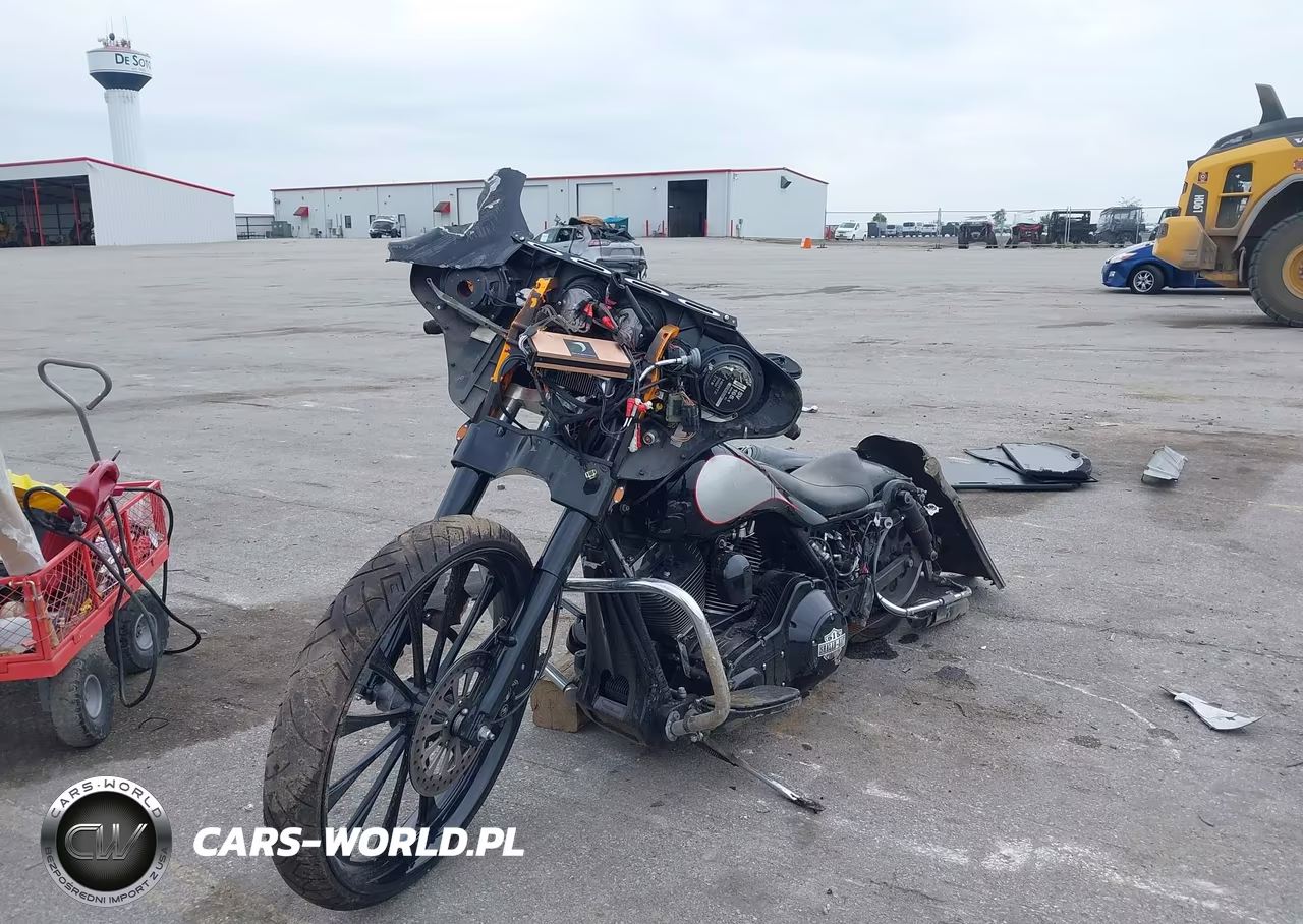 1999 Harley-Davidson Flhtcui VIN:1HD1FCW10XY623388 - 2