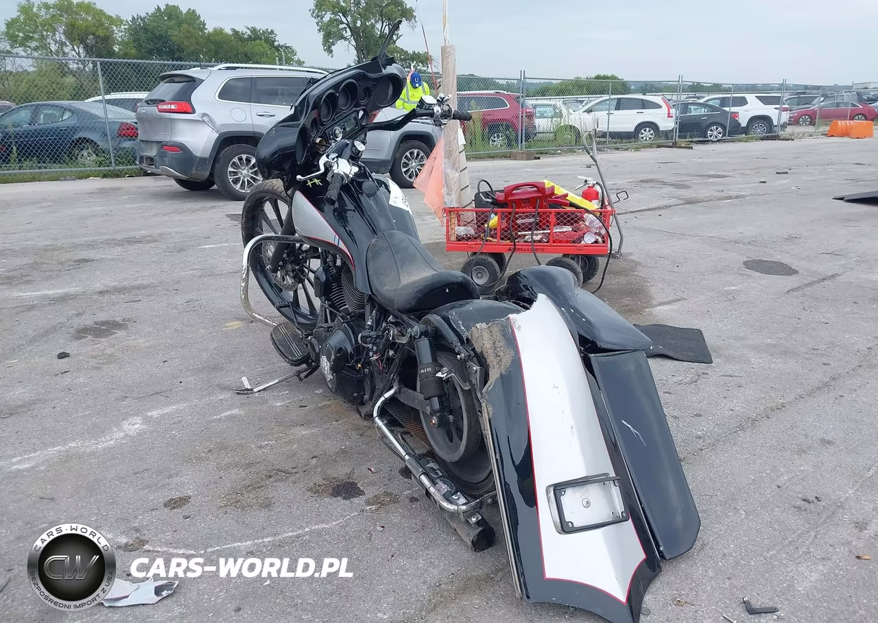 1999 Harley-Davidson Flhtcui VIN:1HD1FCW10XY623388 - 3