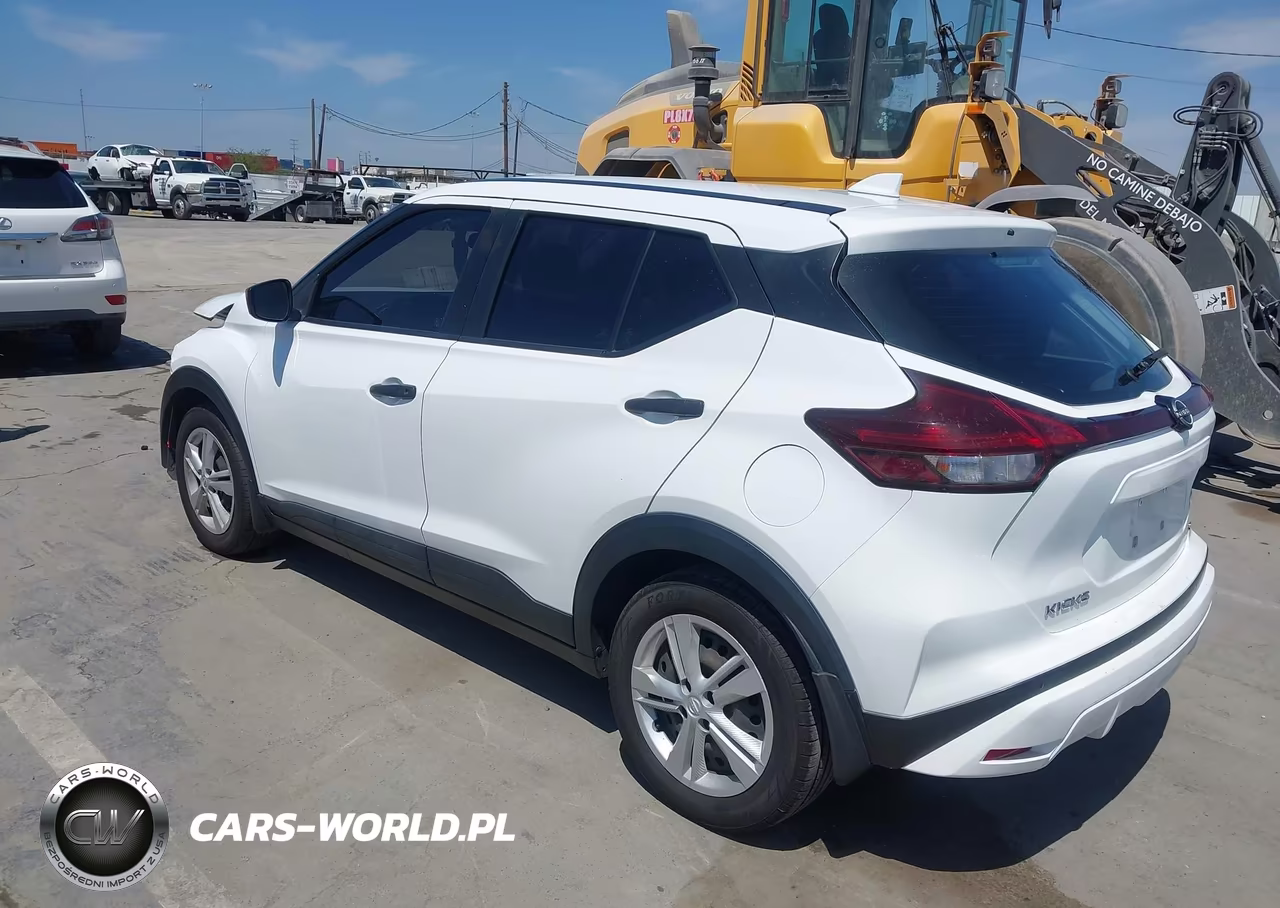 2023 Nissan Kicks S VIN:3N1CP5BV3PL523057 - 3