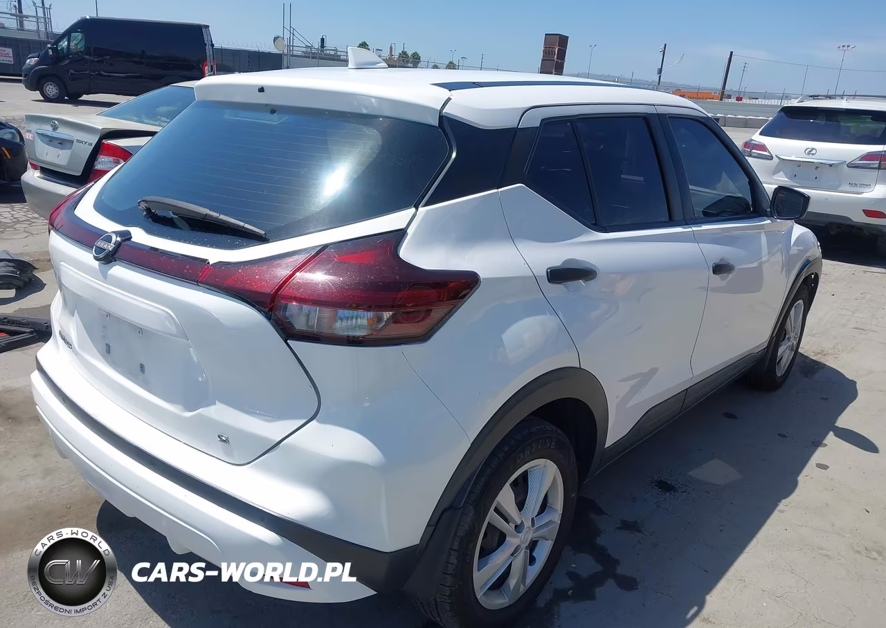 2023 Nissan Kicks S VIN:3N1CP5BV3PL523057 - 4