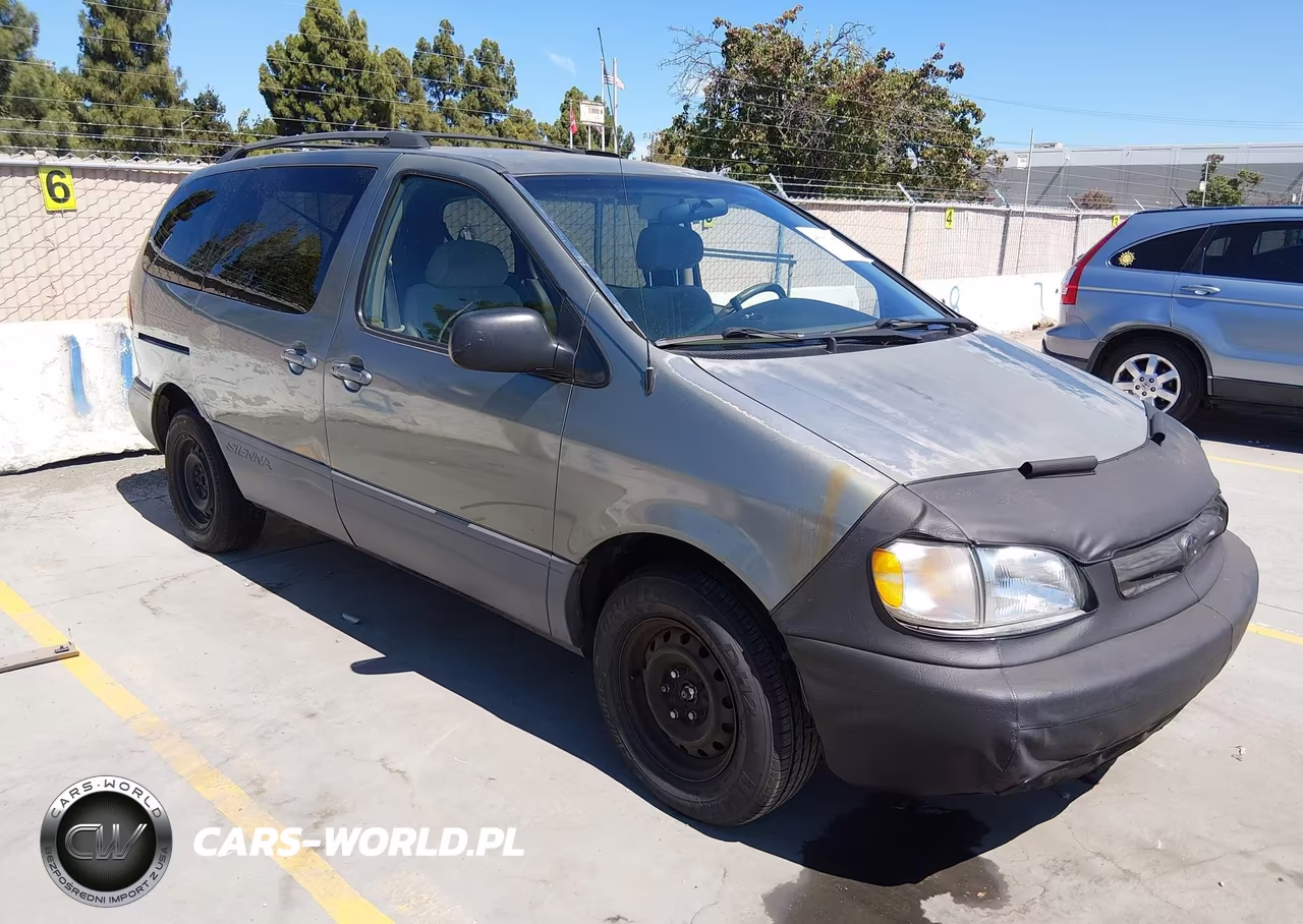 1998 Toyota Sienna Le