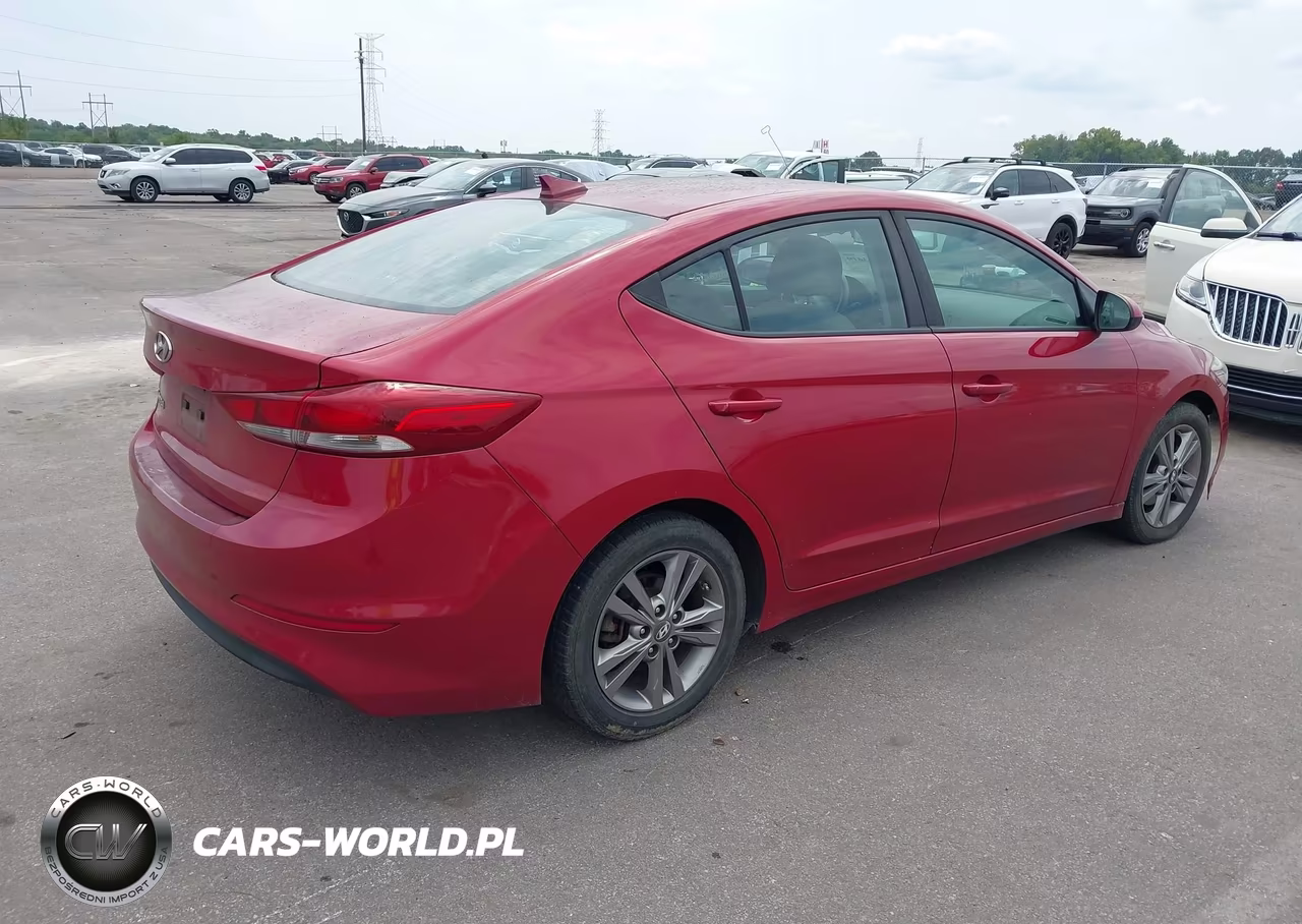 2018 Hyundai Elantra Sel VIN:KMHD84LF6JU472694 - 4