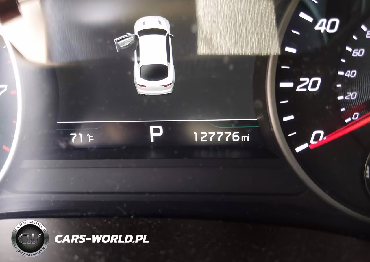 2018 Kia Stinger Premium VIN:KNAE25LA7J6015317 - 15