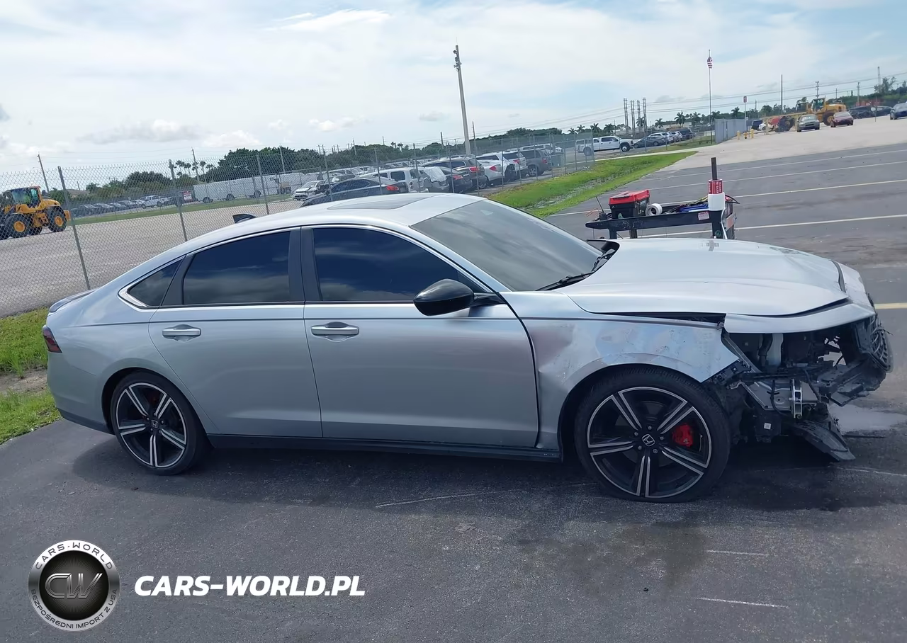 2025 Honda Accord Hybrid Sport VIN:1HGCY2F58SA012593 - 14