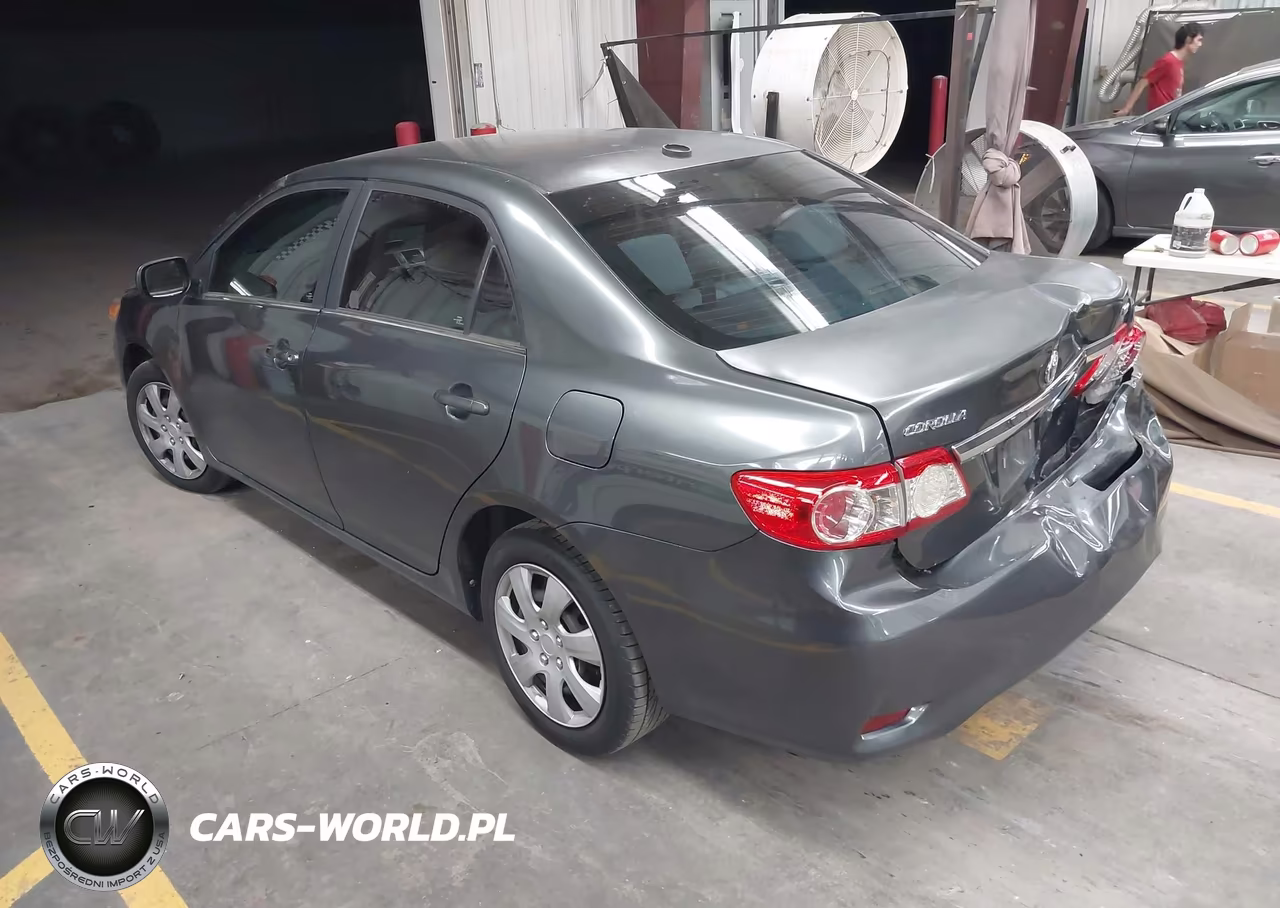 2013 Toyota Corolla Le VIN:2T1BU4EE4DC106830 - 3