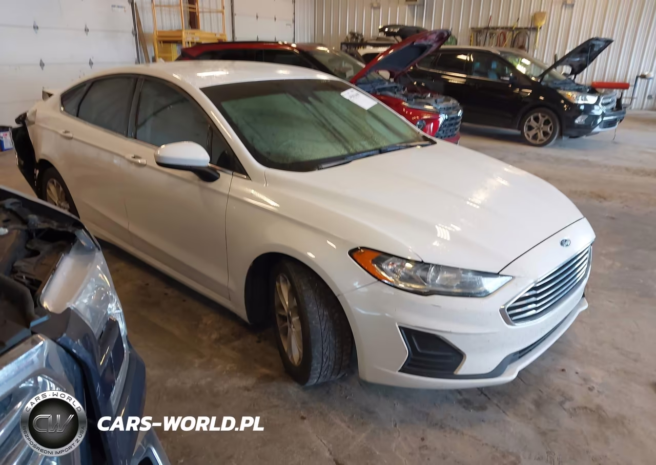 2020 Ford Fusion Se
