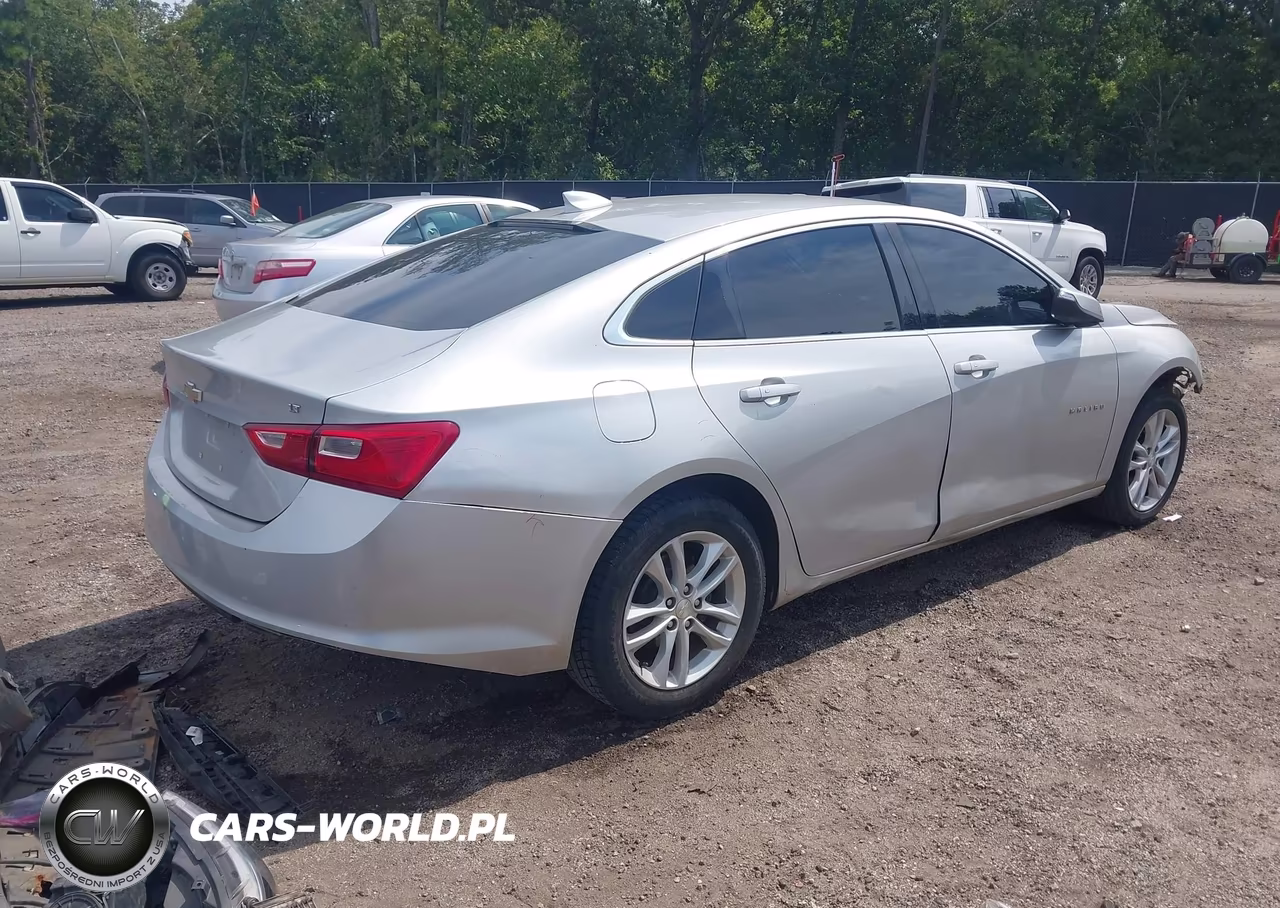 2018 Chevrolet Malibu Lt VIN:1G1ZD5ST6JF120280 - 4