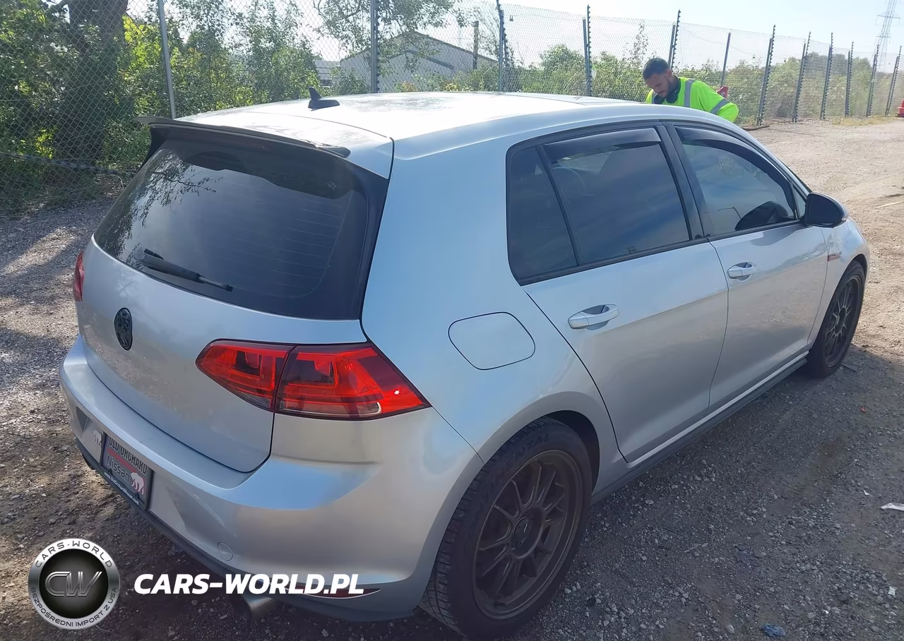 2015 Volkswagen Golf Gti 2.0T Se 4-Door VIN:3VW4T7AU1FM045230 - 4