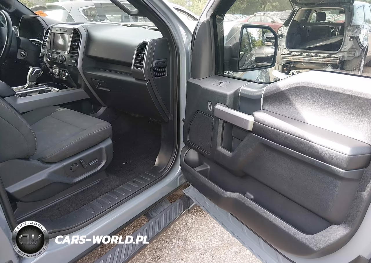 2019 Ford F-150 Xlt VIN:1FTFX1E53KKE89615 - 5