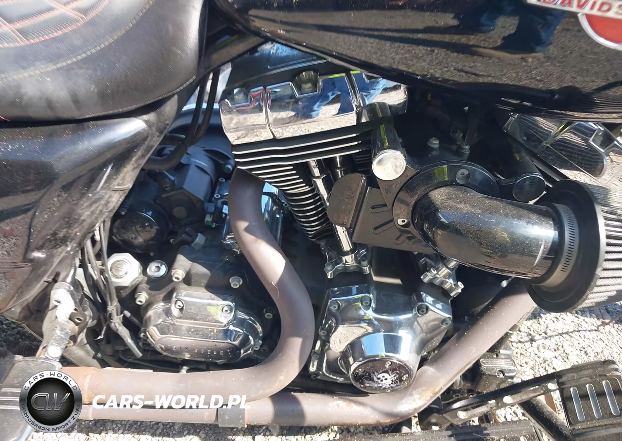 2010 Harley-Davidson Flhx VIN:1HD1KB417AB611970 - 8