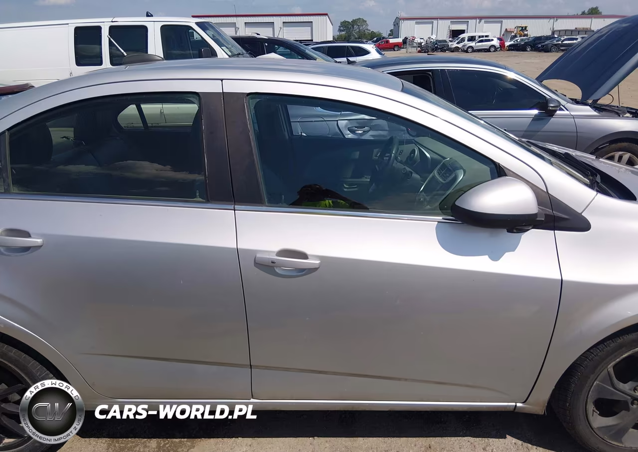 2017 Chevrolet Sonic Premier Auto VIN:1G1JF5SB3H4107703 - 13