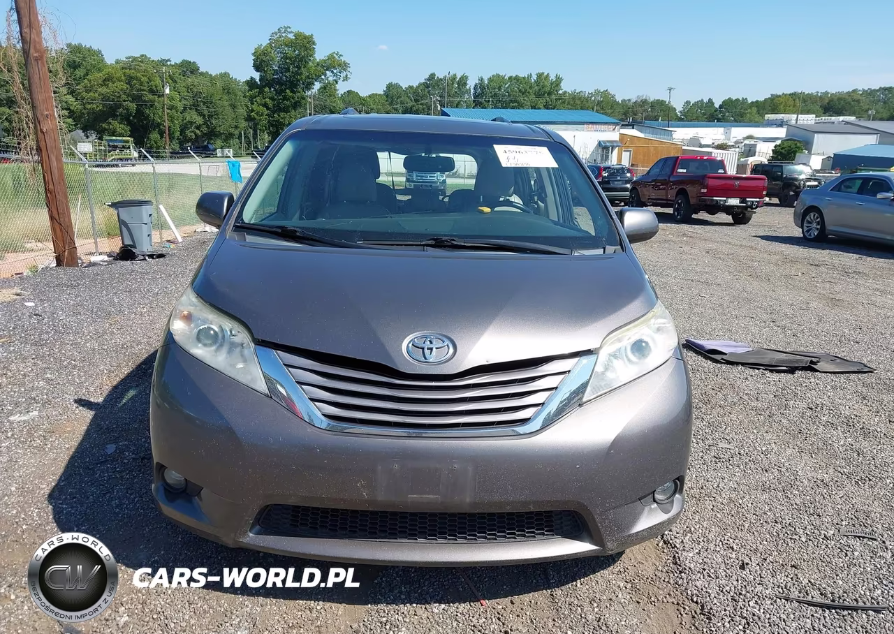 2016 Toyota Sienna Xle 8 Passenger VIN:5TDYK3DC5GS704060 - 13