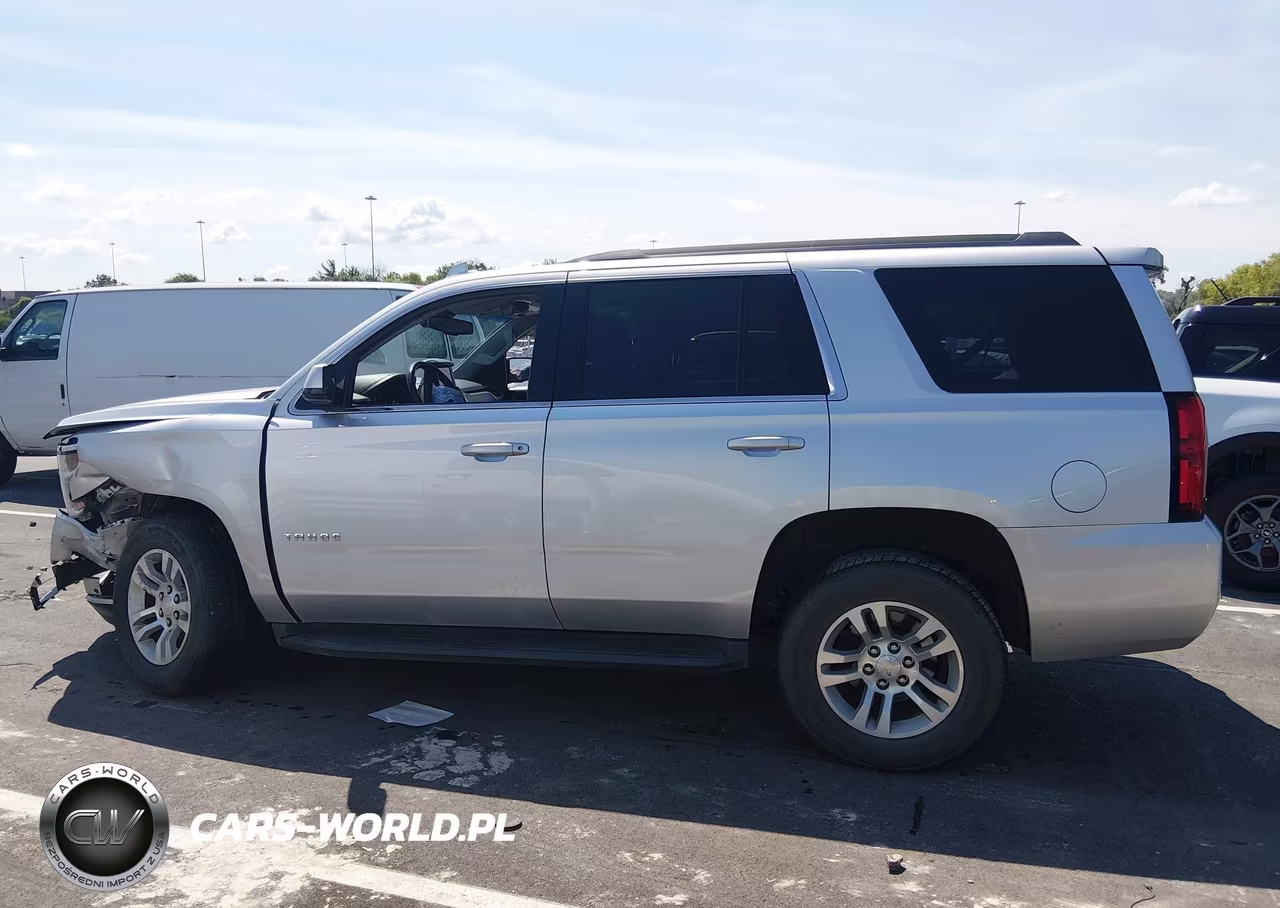 2017 Chevrolet Tahoe Ls VIN:1GNSCAKC5HR341194 - 13