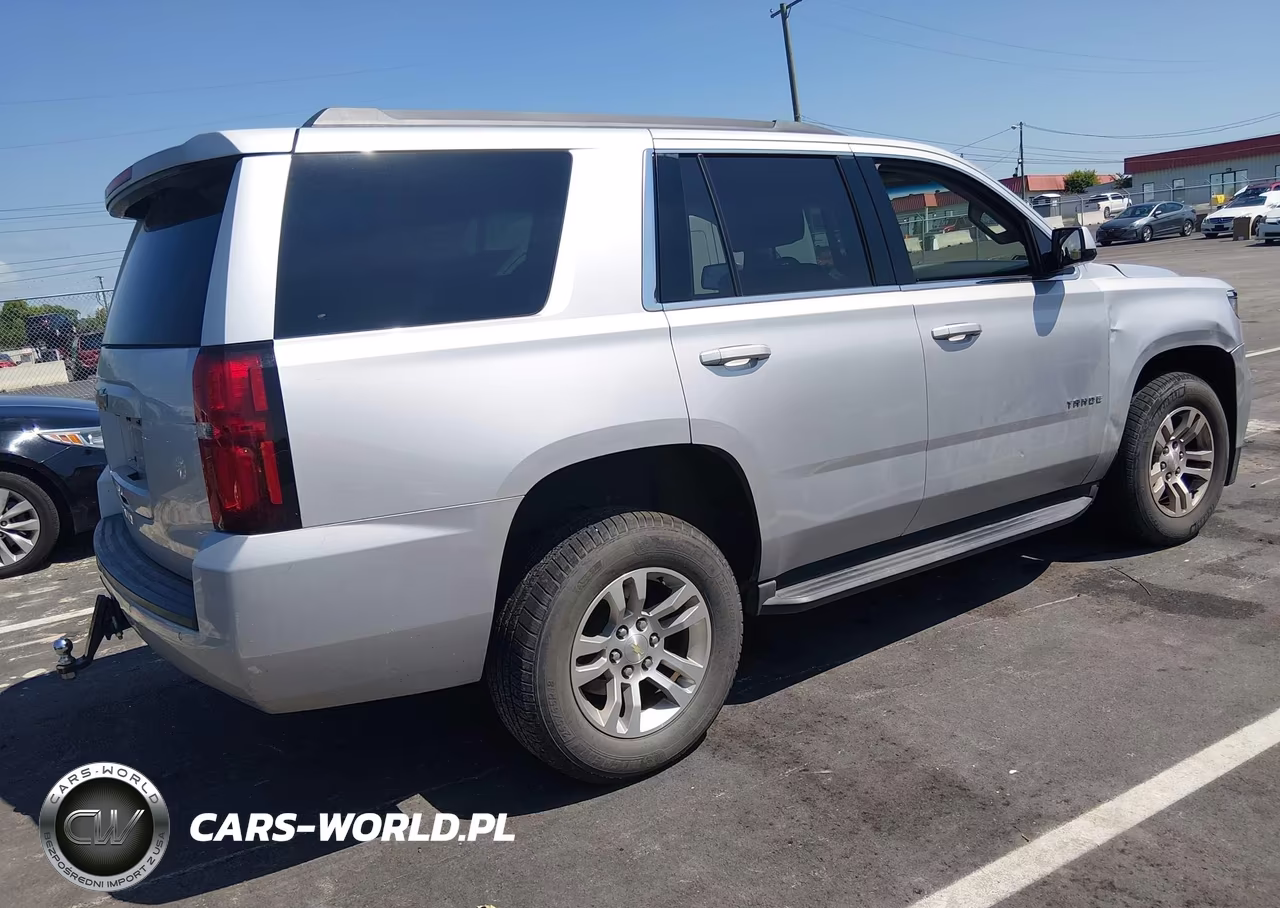 2017 Chevrolet Tahoe Ls VIN:1GNSCAKC5HR341194 - 4