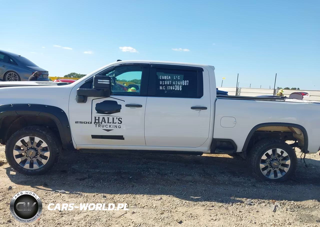 2022 Chevrolet Silverado 2500Hd 4Wd Standard Bed Custom VIN:1GC4YME72NF359166 - 14