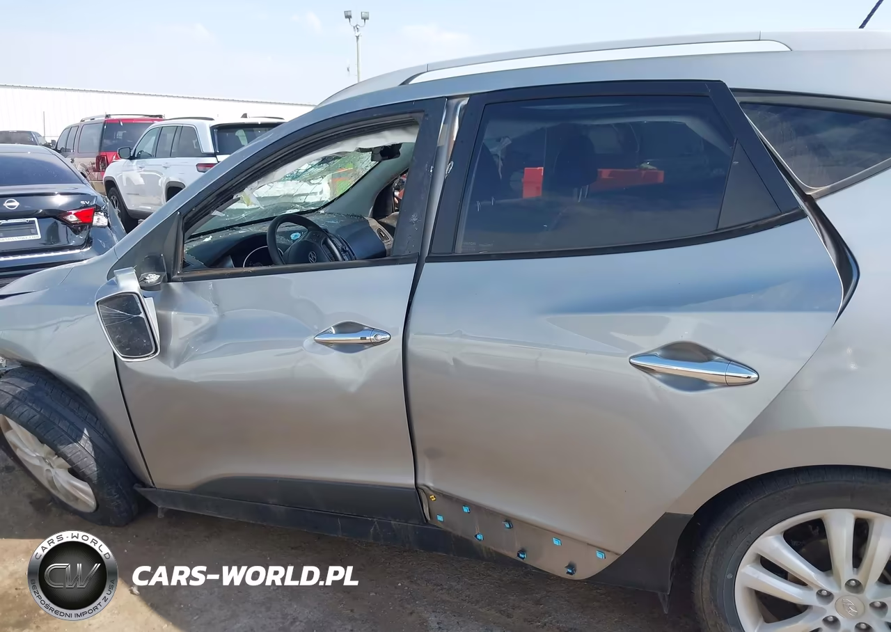 2013 Hyundai Tucson Limited VIN:KM8JU3AC2DU740520 - 6