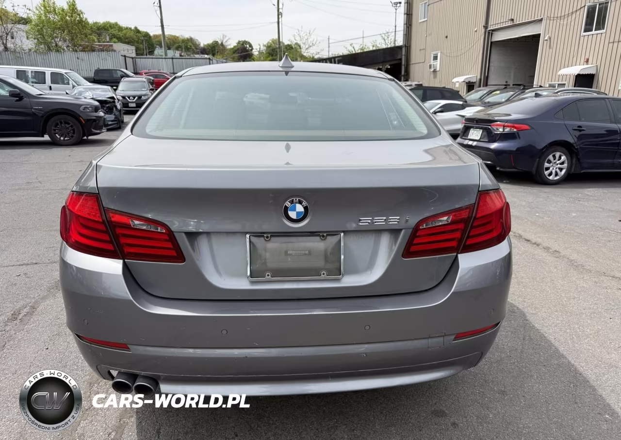 2011 BMW 528I VIN:WBAFR1C55BDS35015 - 12