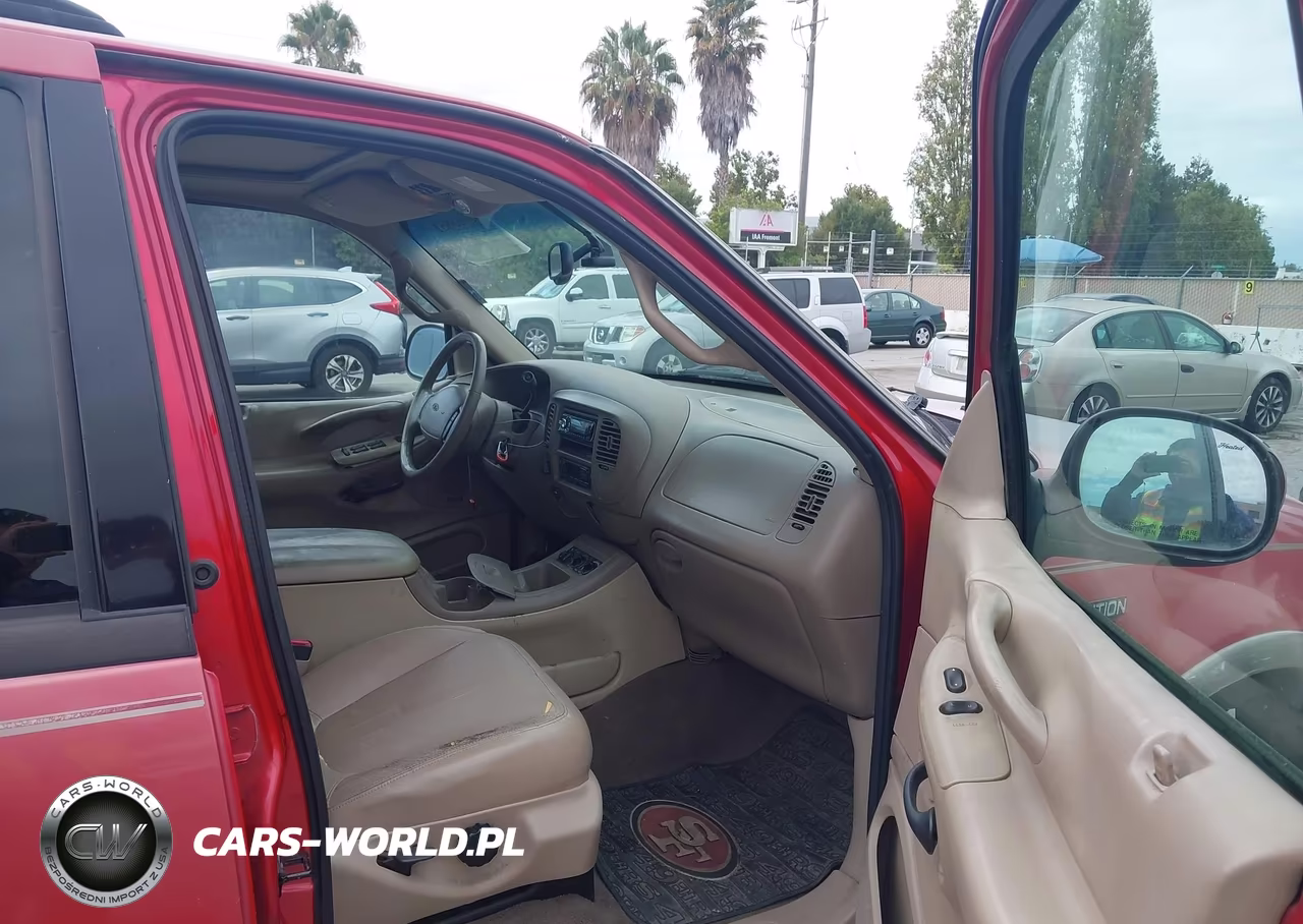 2000 Ford Expedition Eddie Bauer VIN:1FMFU18L6YLC24219 - 5