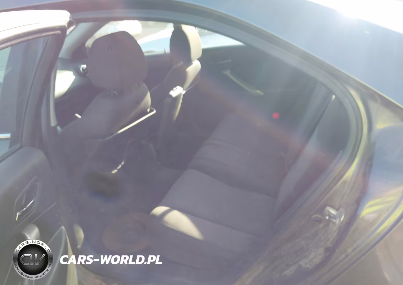2005 Pontiac G6 VIN:1G2ZG528354133035 - 8