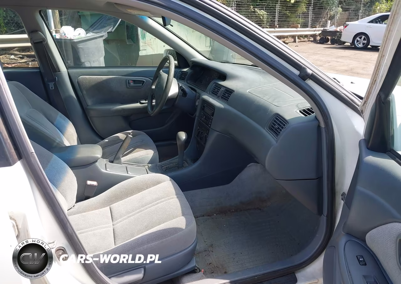 2001 Toyota Camry Ce VIN:4T1BG22K71U776274 - 5
