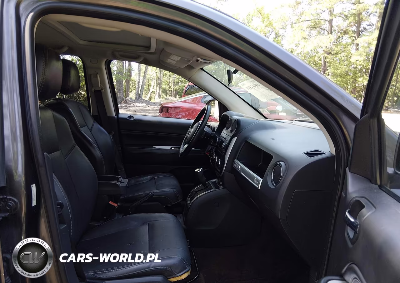 2015 Jeep Compass High Altitude Edition VIN:1C4NJCEA4FD367376 - 5