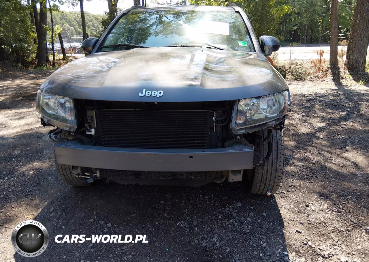 2015 Jeep Compass High Altitude Edition VIN:1C4NJCEA4FD367376 - 6