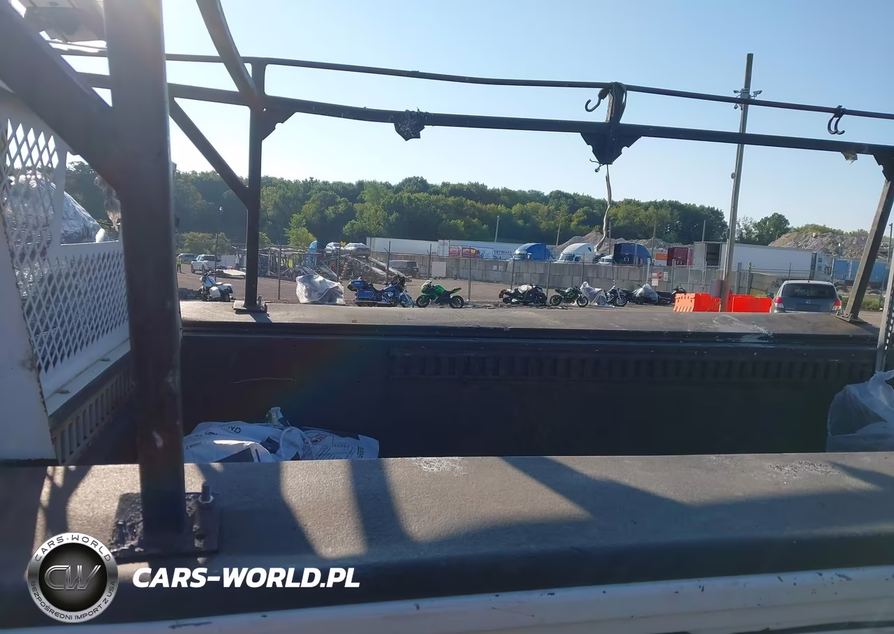 2014 Ford F-350 Chassis Xl VIN:1FDRF3E68EEA93652 - 6
