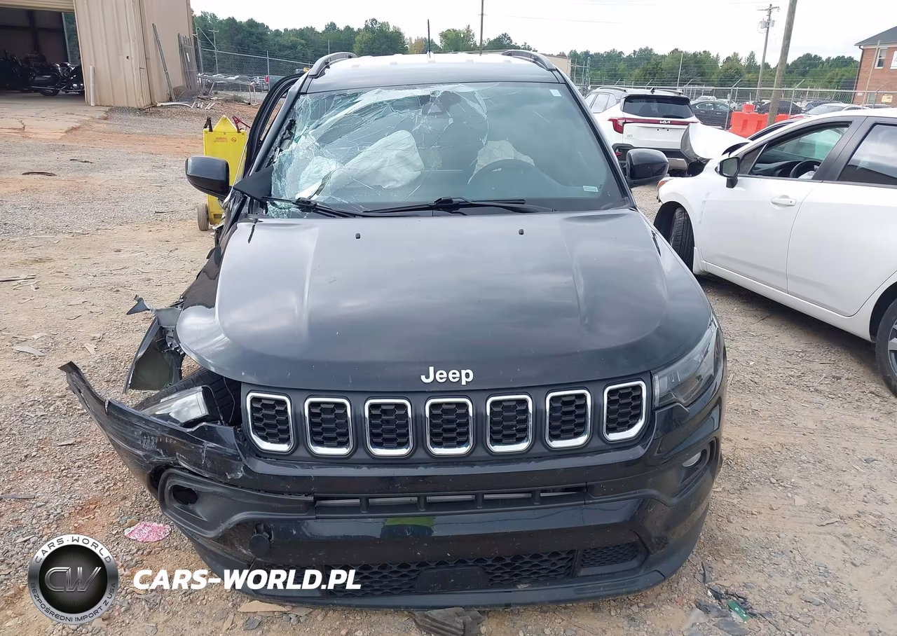 2024 Jeep Compass Latitude 4X4 VIN:3C4NJDBN9RT110905 - 12