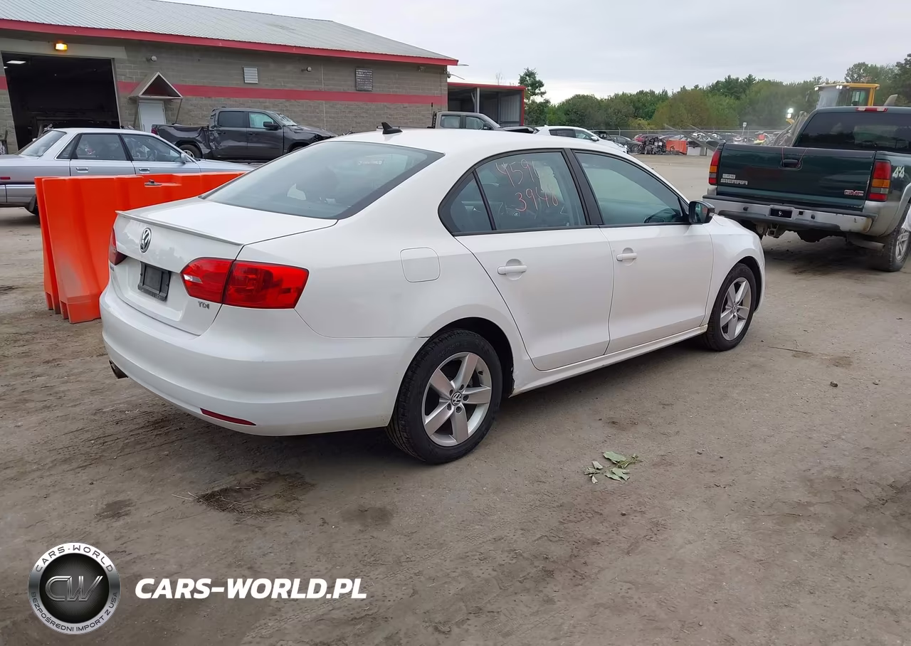 2011 Volkswagen Jetta 2.0L Tdi VIN:3VWLL7AJ4BM093106 - 4