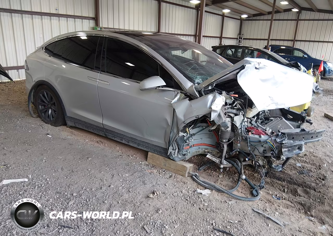 2018 Tesla Model X 100D-75D-P100D – zdjęcie 1 z 17