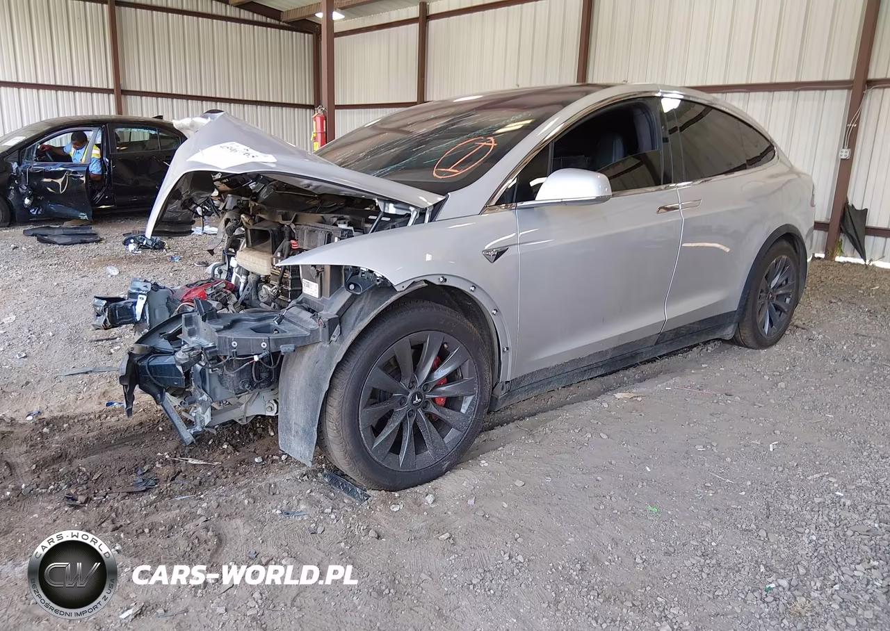 2018 Tesla Model X 100D-75D-P100D VIN:5YJXCBE44JF103857 - 2