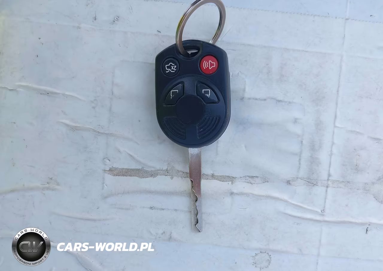 2018 Ford Focus Se VIN:1FADP3K29JL271447 - 11