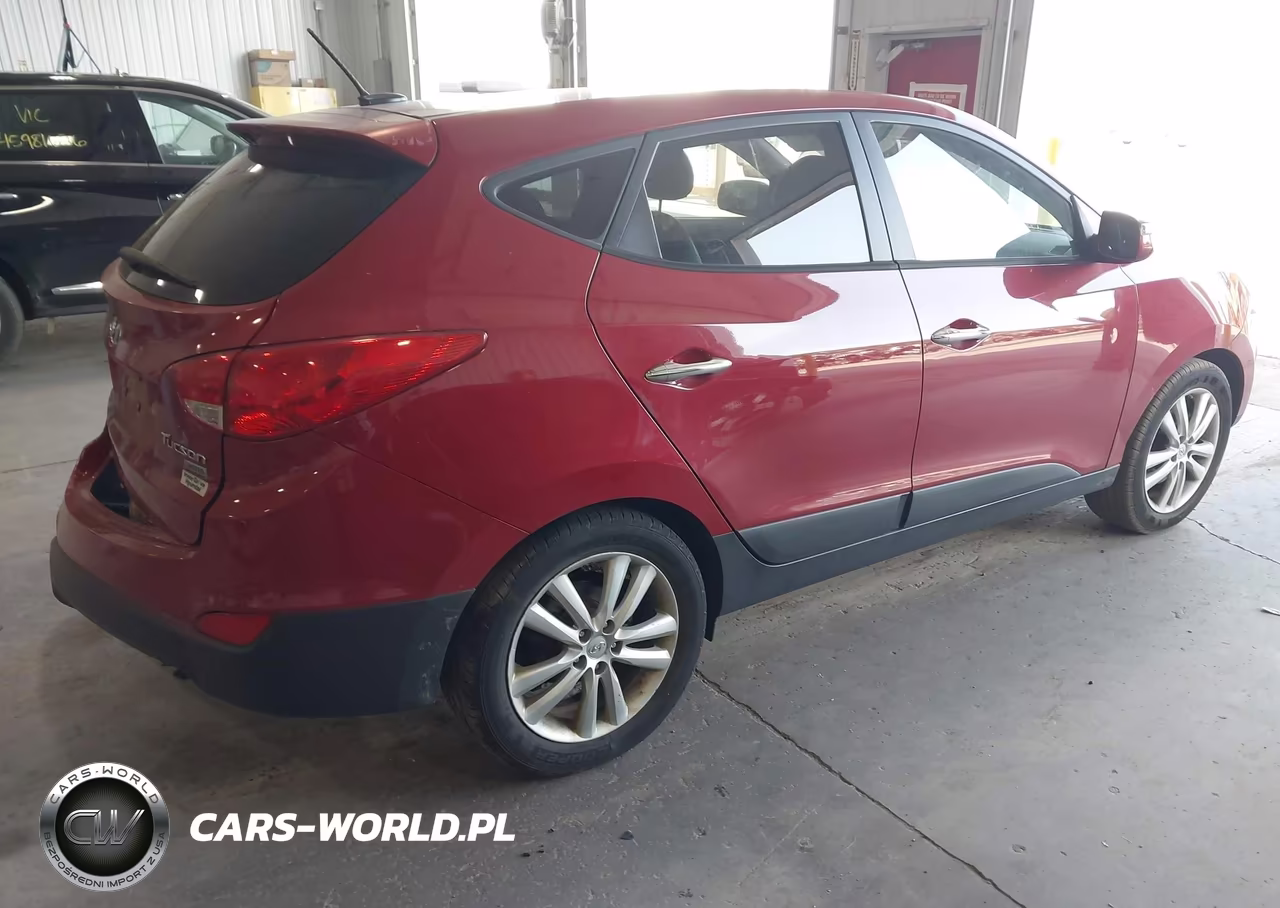 2012 Hyundai Tucson Limited VIN:KM8JU3AC6CU403704 - 4