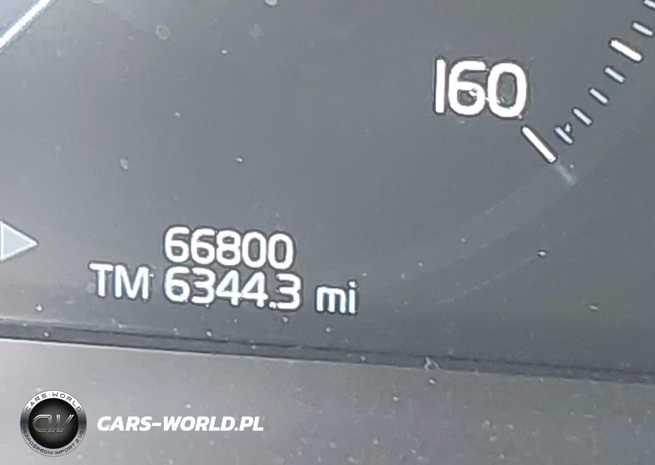 2018 Volvo Xc60 T6 Momentum VIN:YV4A22RK0J1025083 - 16