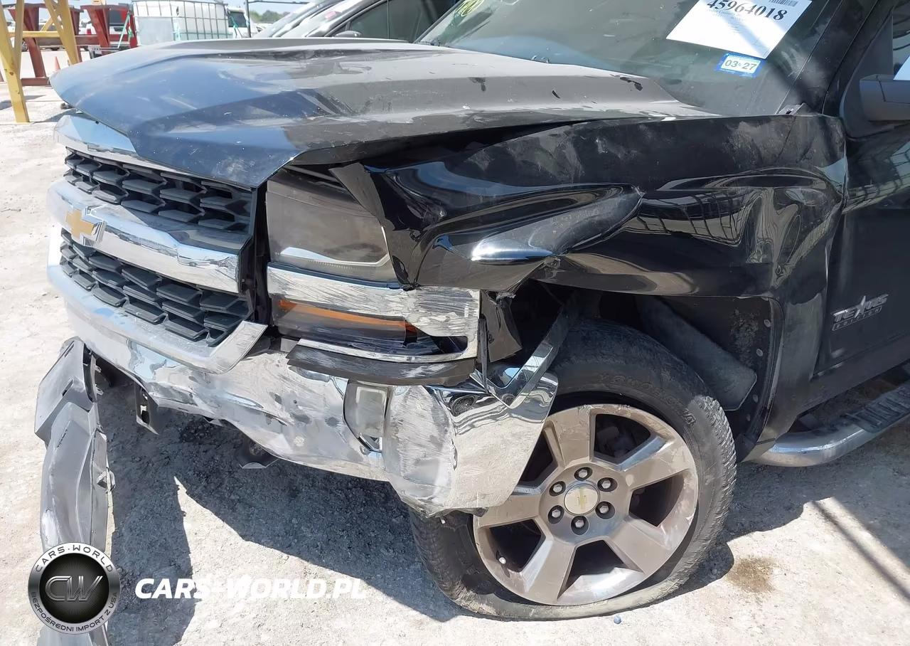 2018 Chevrolet Silverado 1500 1Lt VIN:3GCPCREC8JG621397 - 17